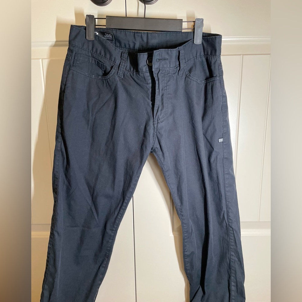 Oakley black pants 31x32 straight fit men